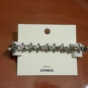 Stone Circle & Bar Bracelet